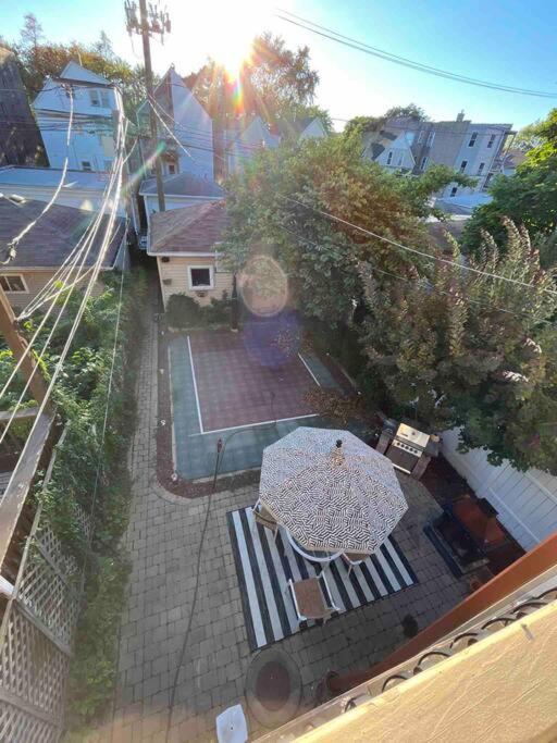 2Br 1Ba Irving Park Updated Vintage Top Unit 2-Flat Chicago Exterior foto